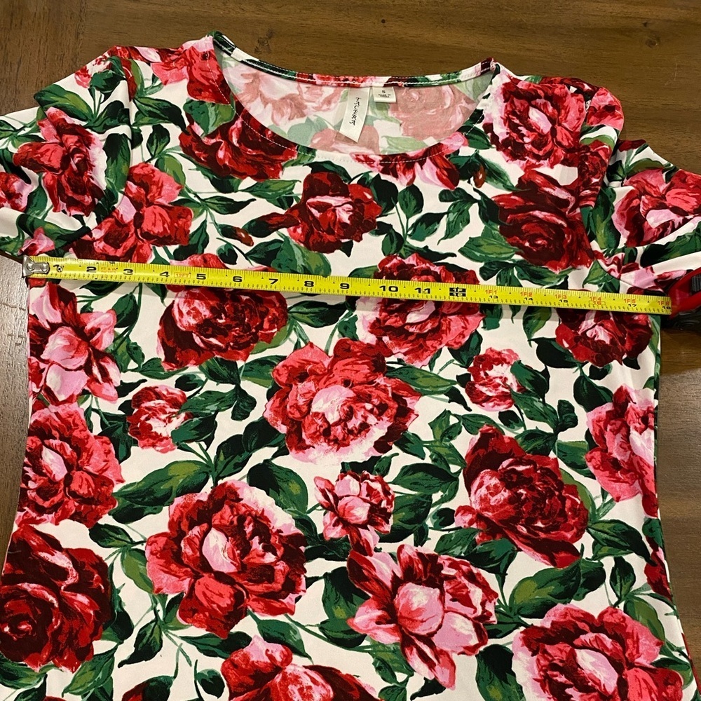 Tacera Roses Dress Size Small - Picture 3 of 7